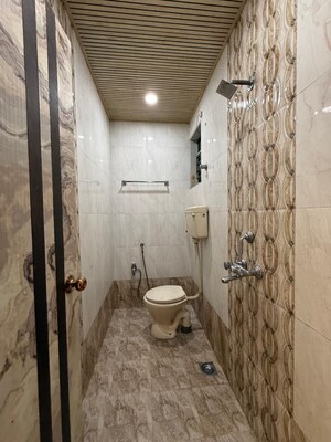 Bathroom in 2 BHK Apartment at Seawoods – for Rent