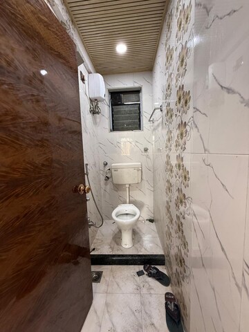 Bathroom in 2 BHK Apartment at Seawoods – for Rent