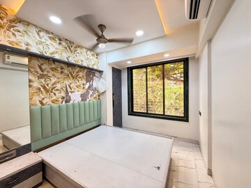 Bedroom in 2 BHK Apartment at Seawoods – for Rent