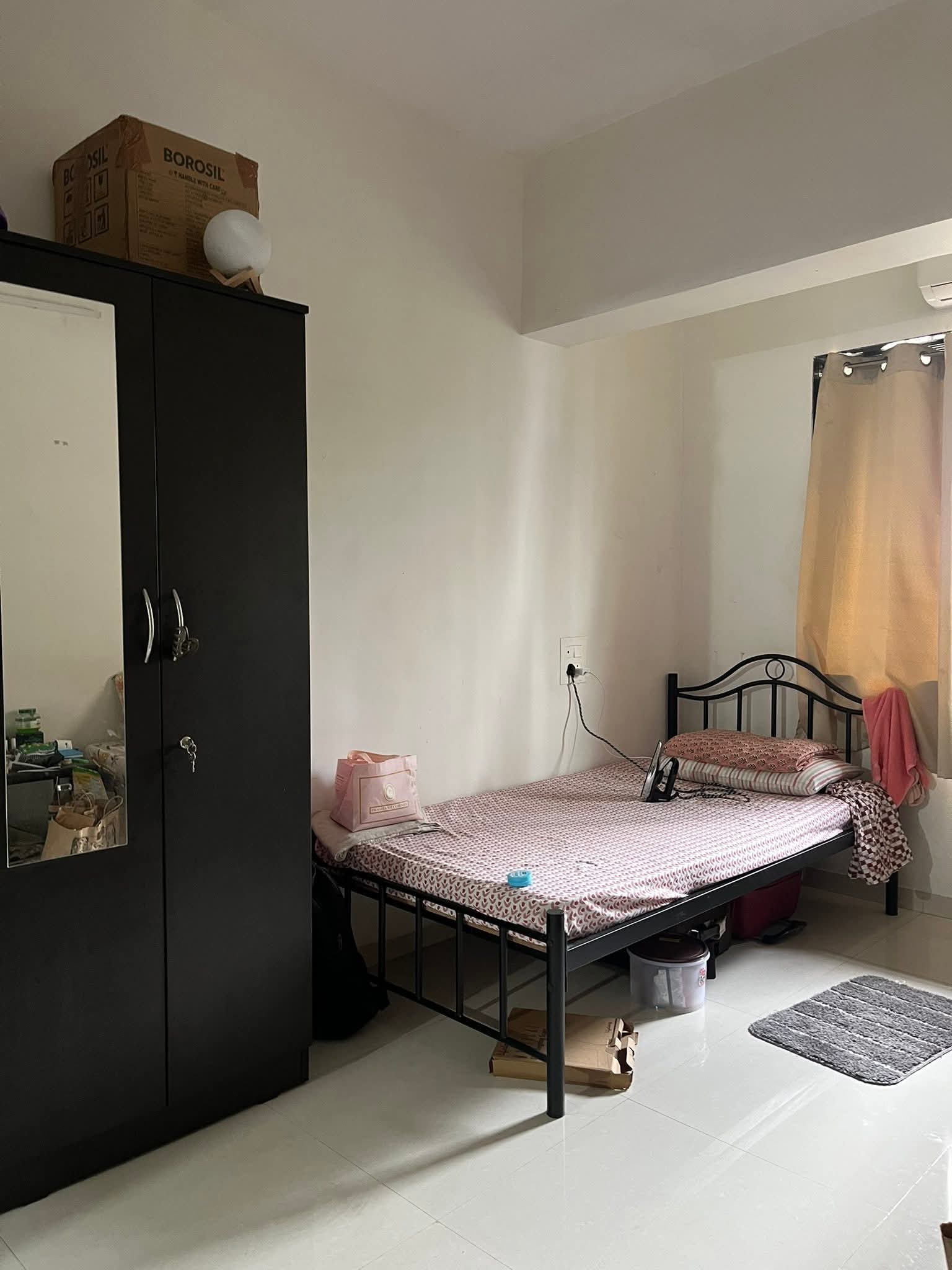 Pg For Rent in Lower Parel