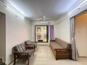 Living Room in 2 BHK Apartment at Seawoods – for Rent