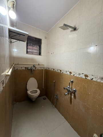 Bathroom in 2 BHK Apartment at Seawoods – for Rent