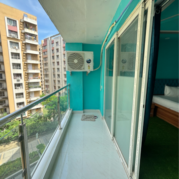 Balcony in Studio Apartment at Siddha Xanadu Studio, Bablatala – for Rent