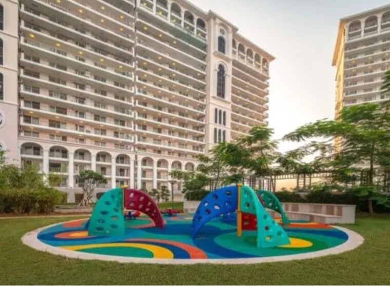 Exterior View, dlf-the-skycourt 3 Bedroom 1900 Sq.Ft. Apartment In Sector 86 Gurgaon 9311209