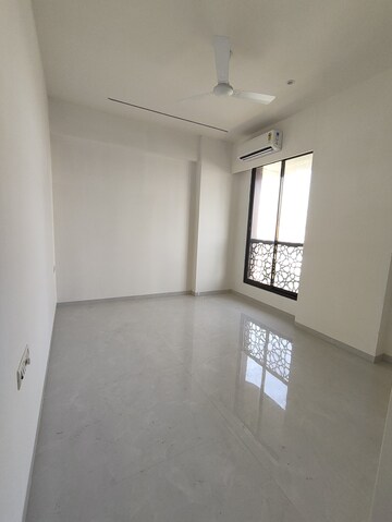 Room in 2 BHK Apartment at Celestia Spaces, Parel – for Rent