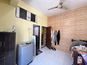 Living Room in 2 BHK Apartment at Seawoods – for Rent