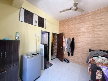 Living Room in 2 BHK Apartment at Seawoods – for Rent