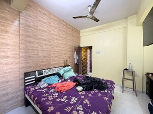 Bedroom in 2 BHK Apartment at Seawoods – for Rent