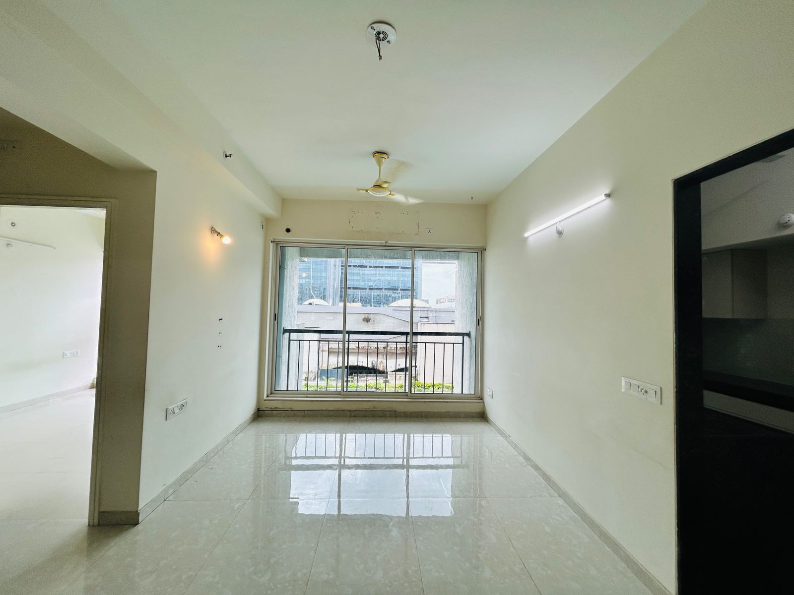 2 BHK 750 Sq.Ft. Apartment in L&T Seawoods Residences Phase 2