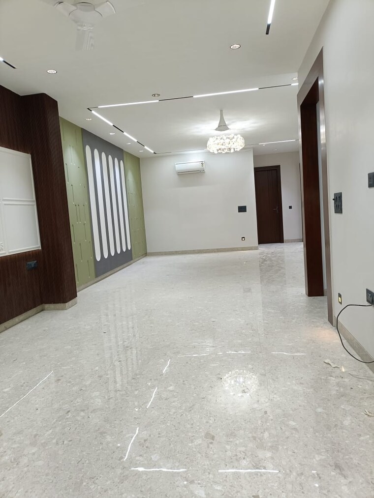 Room, unitech-south-city-ii 3 Bedroom 1750 Sq.Ft. Builder Floor In Sector 50 Gurgaon 9311255