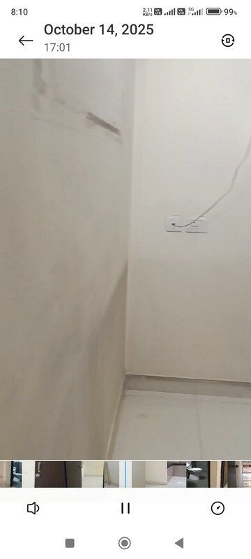 Room in 3 BHK Apartment at Vasu Fortune Residency Phase II, Raj Nagar Extension – for Rent