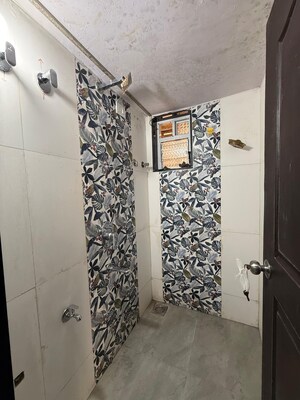 Bathroom in 1 BHK Apartment at Seawoods – for Rent