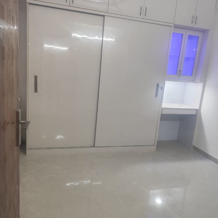 Room, shree-vardhman-green-court 2 Bedroom 526 Sq.Ft. Apartment In Sector 90 Gurgaon 9311253