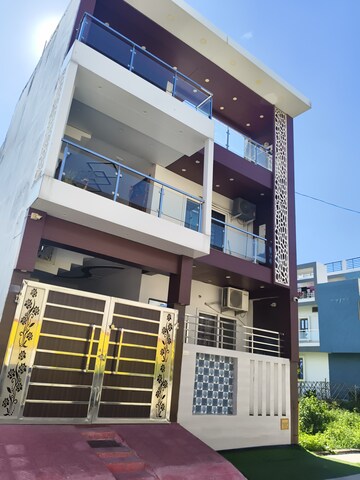  Plot For Sale in Omaxe City