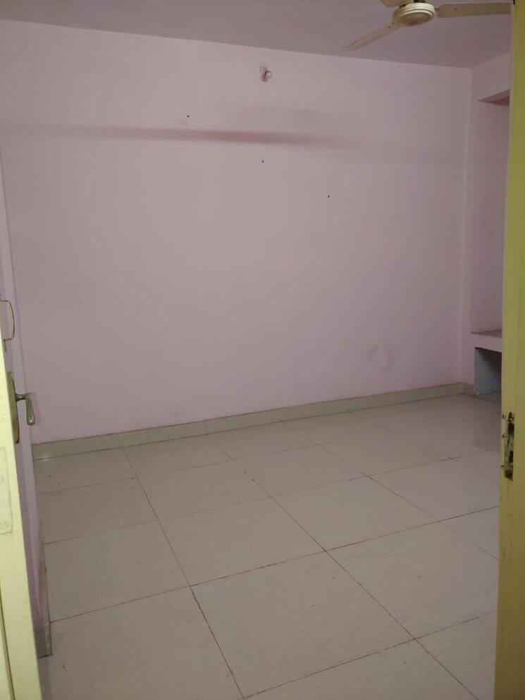 Room, kopar khairane 2 Bedroom 1000 Sq.Ft. Apartment In Kopar Khairane Navi Mumbai 9311270