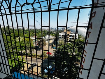 Balcony in 1 BHK Apartment at Seawoods – for Rent