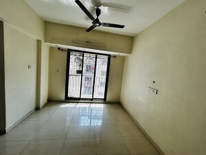 Room in 1 BHK Apartment at Seawoods – for Rent