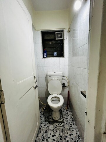 Bathroom in 1 BHK Apartment at Seawoods – for Rent