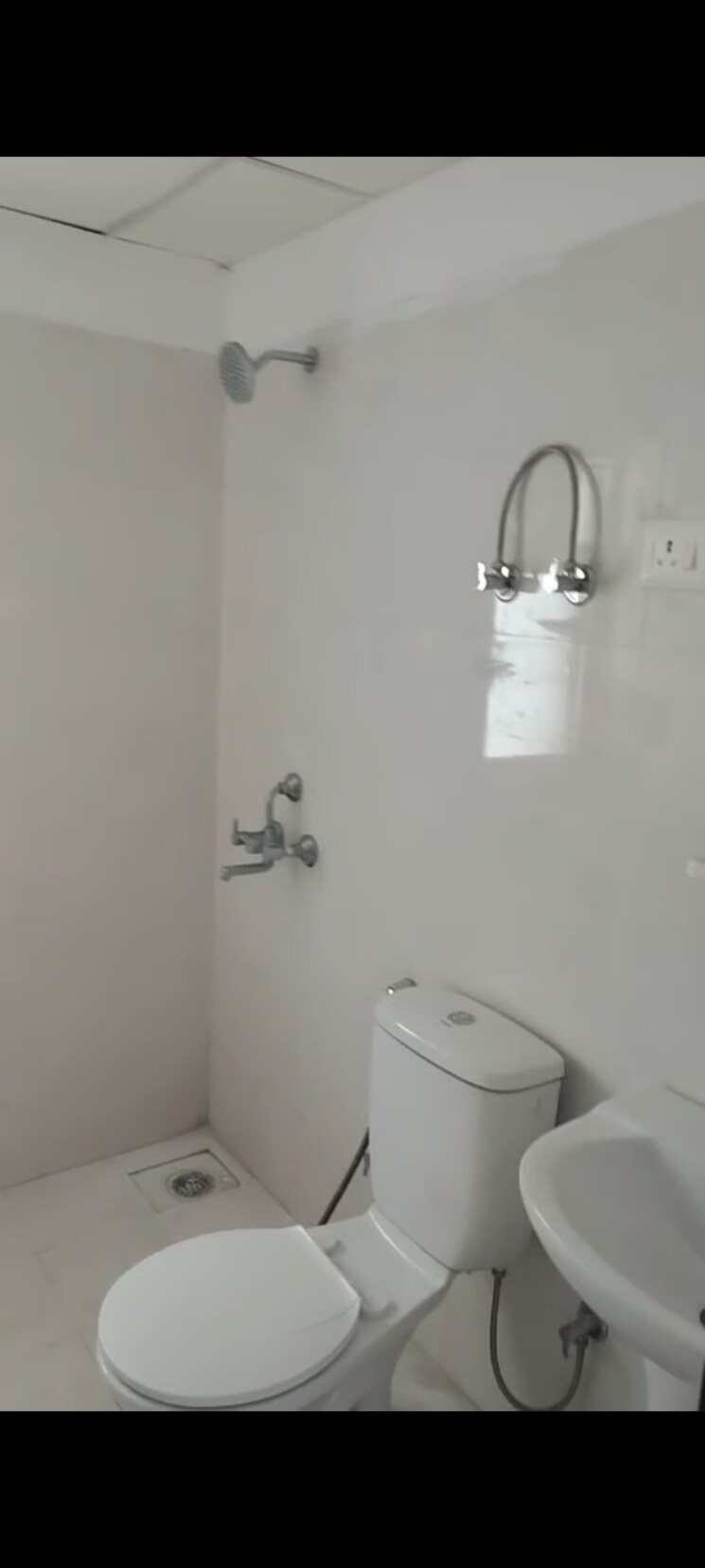 Bathroom, vvip-nest 1 Bedroom 670 Sq.Ft. Apartment In Raj Nagar Extension Ghaziabad 9311281