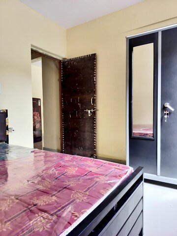 Bedroom in 1 BHK Apartment at Seawoods – for Rent