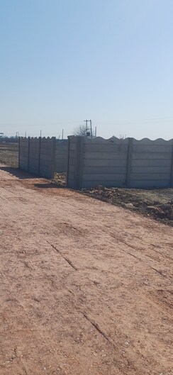 Plot For Sale in Jewar