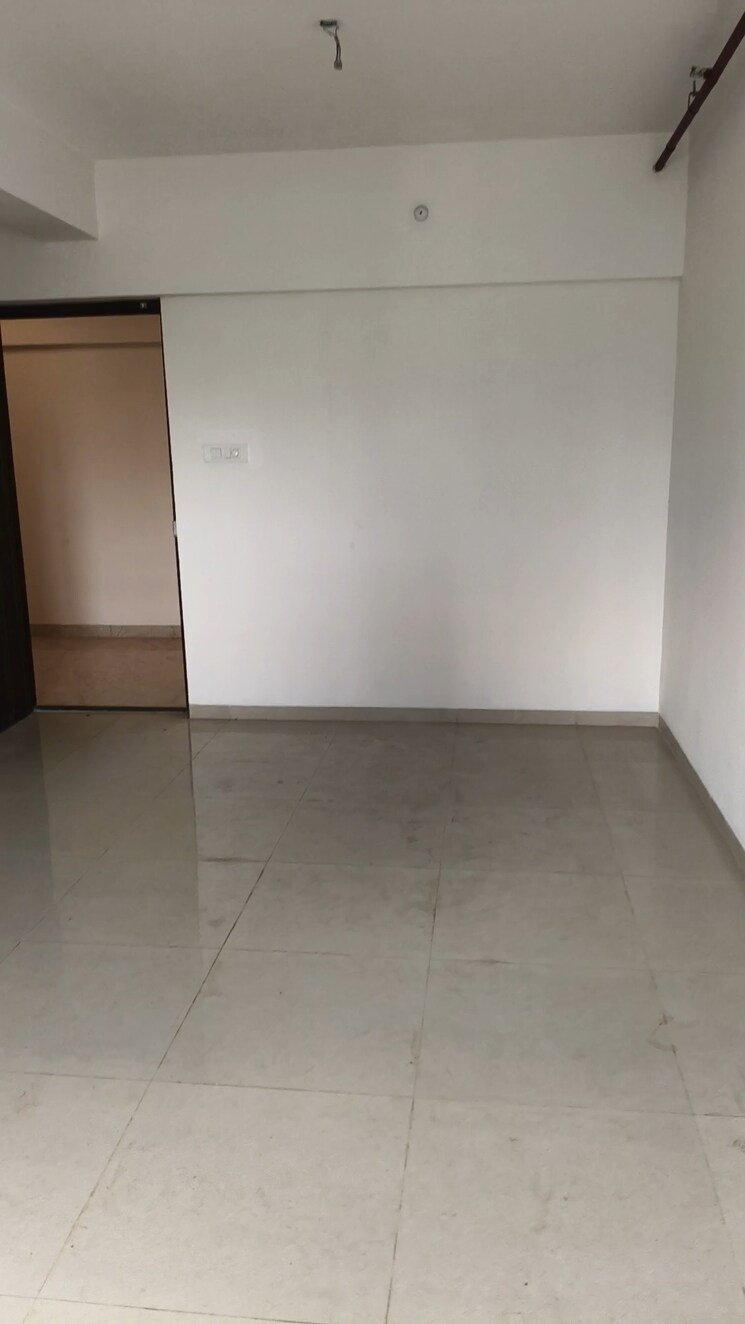 Room, lower parel west 1 Bedroom 380 Sq.Ft. Apartment In Lower Parel West Mumbai 9311371
