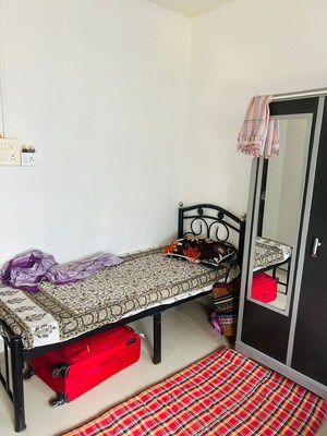 Bedroom in 1 BHK Apartment at Mahalaxmi CHS Worli, Worli – for Rent