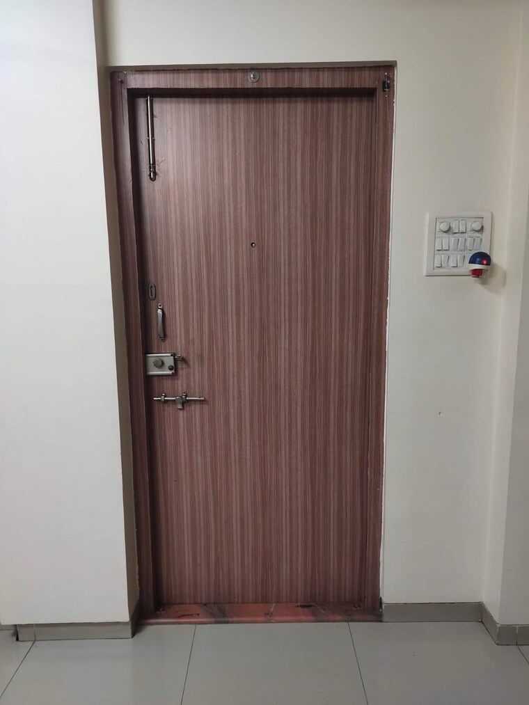 undefined, kurla east 2 Bedroom 900 Sq.Ft. Villa In Kurla East Mumbai 9311383