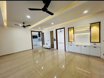 4 BHK Builder Floor For Sale in Unitech Arcadia, South City 2