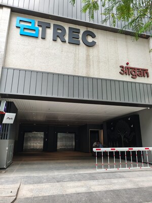 2 BHK Apartment – Exterior View View at Matunga West - for Rent