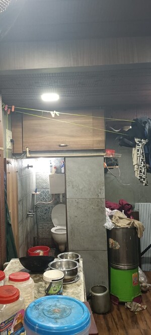 Furnished Amenities in  Shop at Chembur – for Rent