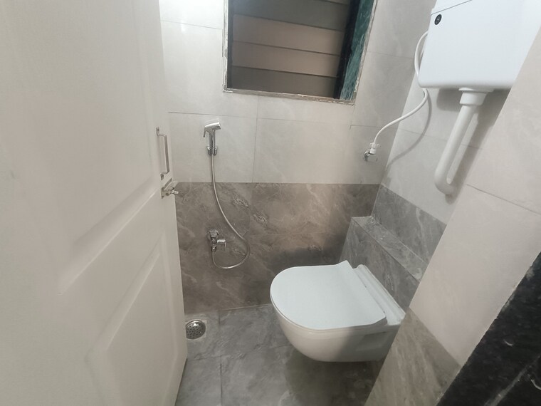Bathroom, palghar 1 Bedroom 550 Sq.Ft. Apartment In Palghar Palghar 9311428