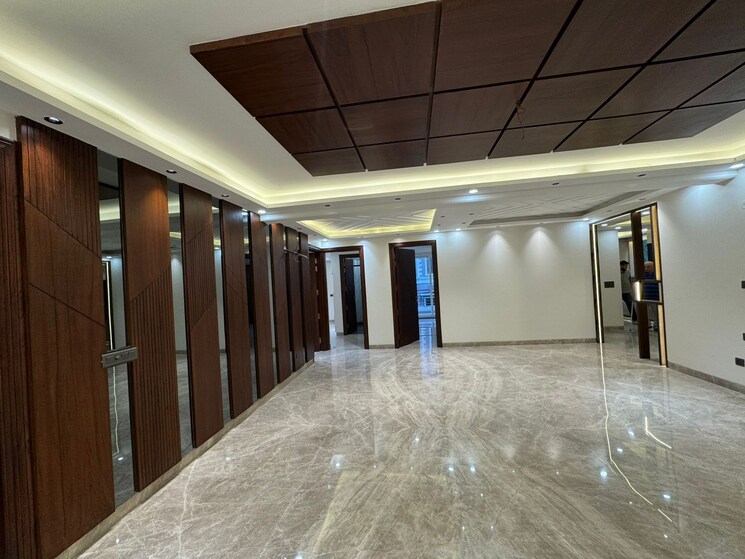 Room, vipul-world-plots 5 Bedroom 3550 Sq.Ft. Builder Floor In Sector 48 Gurgaon 9311439