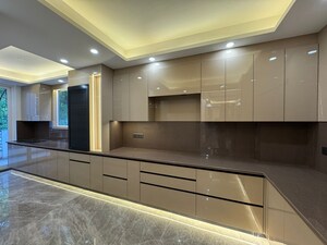 Kitchen in 5 BHK Builder Floor at Vipul World Plots, Sector 48 – for Sale