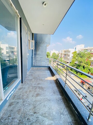 Balcony in 2 BHK Builder Floor at Ansal Plaza Sector-23, Sector 23 – for Rent