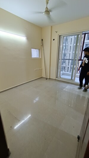 Room in 2 BHK Apartment at Aditya Urban Casa, Sector 78 – for Rent