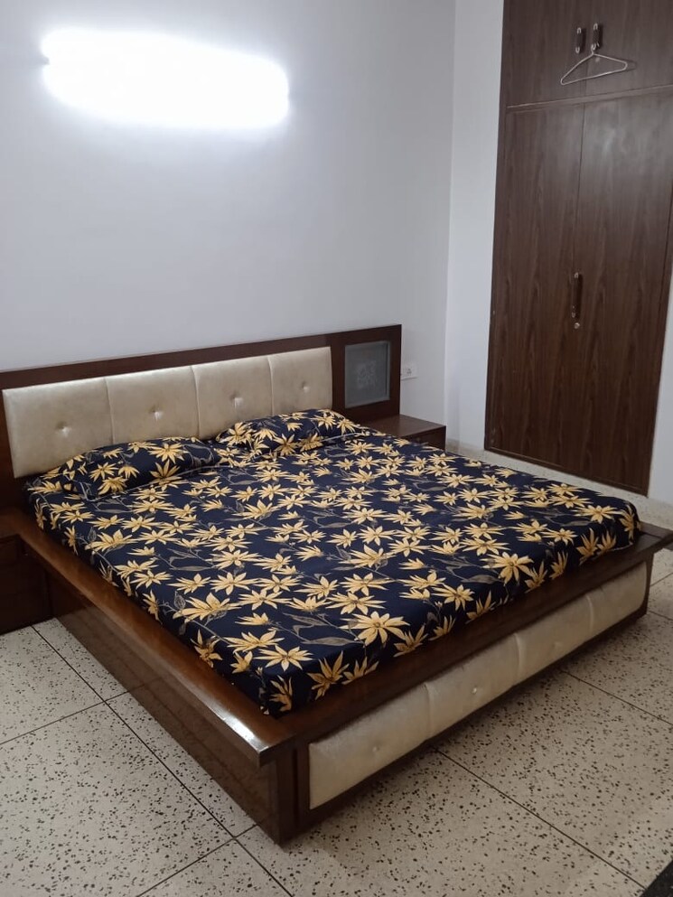Bedroom, lajpat nagar 2 Bedroom 900 Sq.Ft. Builder Floor In Lajpat Nagar Delhi 9311453