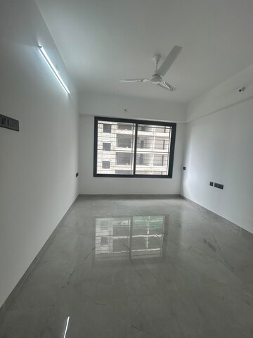 Room in 2.5 BHK Apartment at Goel Ganga Altus, Kharadi – for Sale