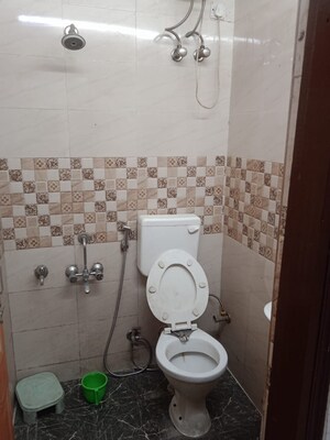 Bathroom in 1 BHK Builder Floor at Lajpat Nagar – for Rent