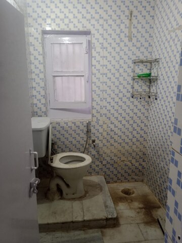 Bathroom in 1 BHK Builder Floor at Lajpat Nagar – for Rent