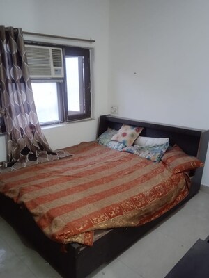 1 RK Builder Floor For Rent in Lajpat Nagar