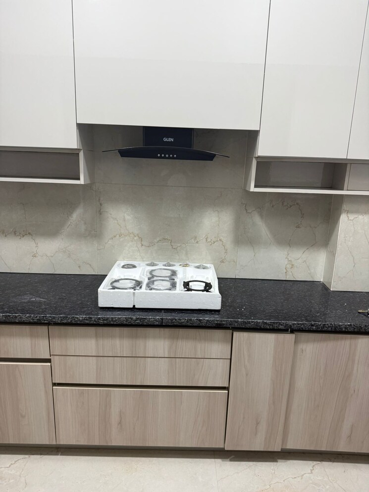 Kitchen, smart-world-orchard 3 Bedroom 1630 Sq.Ft. Apartment In Sector 61 Gurgaon 9311509