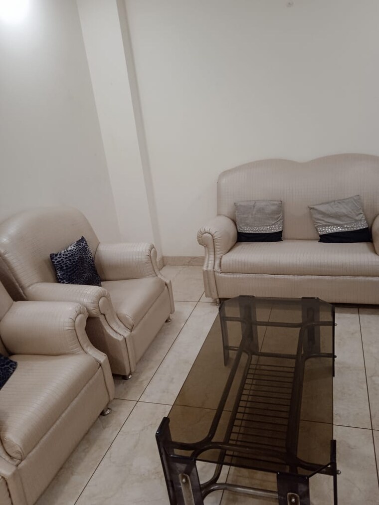 Living Room, lajpat nagar 2 Bedroom 900 Sq.Ft. Builder Floor In Lajpat Nagar Delhi 9311531