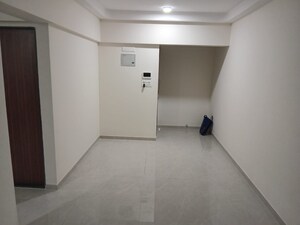 Room in 2 BHK Apartment at DD Om Makarand Heights, Ghatkopar East – for Rent