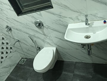 Bathroom in 1 BHK Apartment at Vaibhavlaxmi Peak 25, Vikhroli East – for Rent