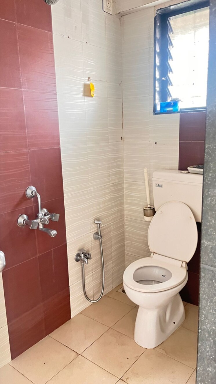 Bathroom, empire-shree-swami-samarth 2 Bedroom 950 Sq.Ft. Apartment In Bibwewadi Pune 9311553