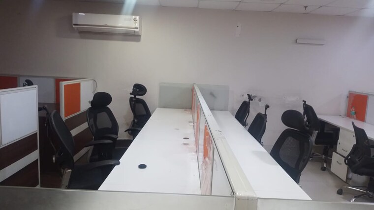 Team Area, sector 3 Commercial Office Space 600 Sq.Ft. In Sector 3 Noida 9311560