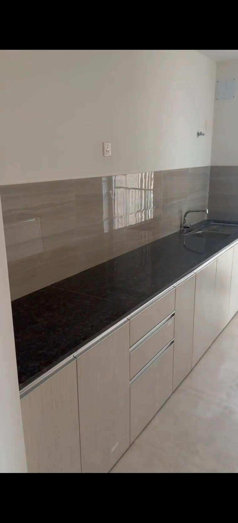 Kitchen, indiabulls-one-indiabulls 5 Bedroom 2450 Sq.Ft. Apartment In Pokhran Road No Two Thane 9311561