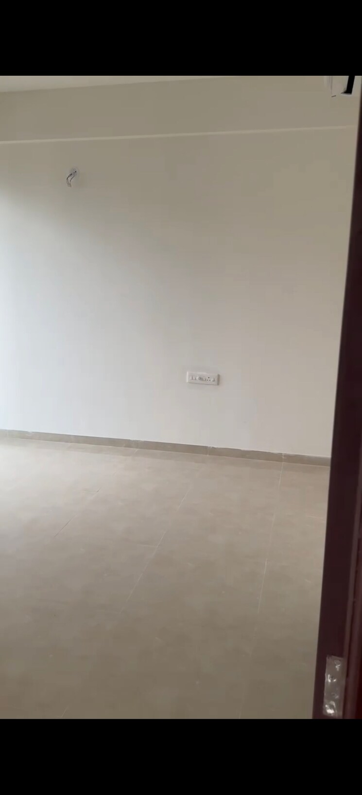 Room, courtyard-by-narang-realty-and-the-wadhwa-group 2 Bedroom 830 Sq.Ft. Apartment In Pokhran Road No Two Thane 9311562