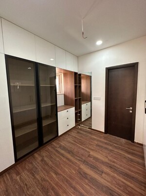 Room in 4 BHK Villa at Muppas Indraprastha, Tellapur – for Rent